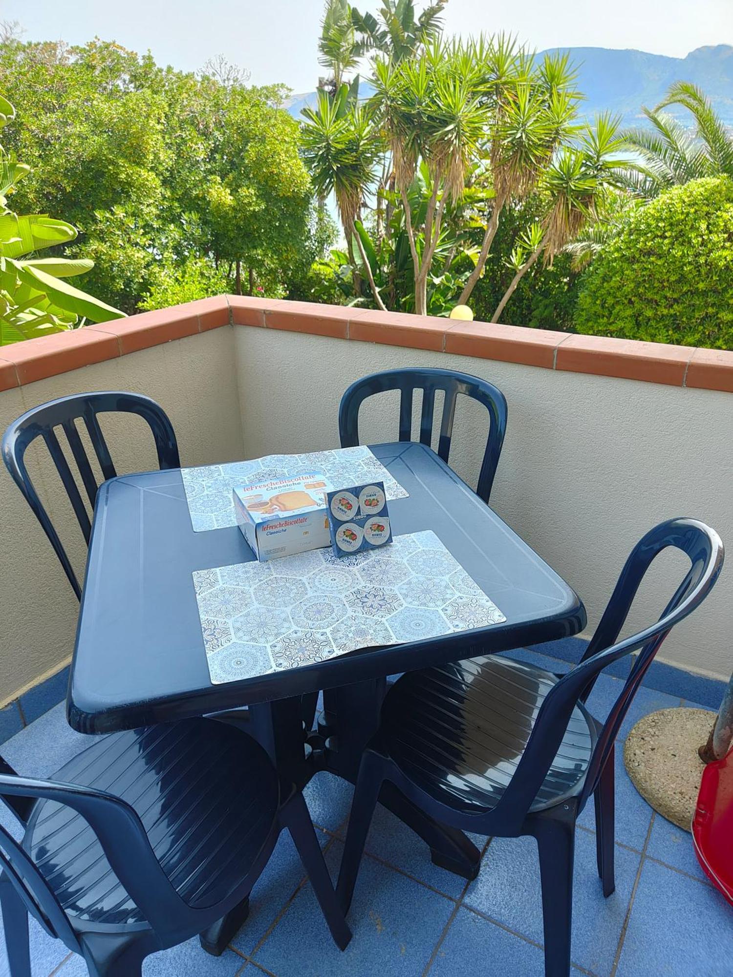 Le Palme Vacanze Trappeto  Exterior foto