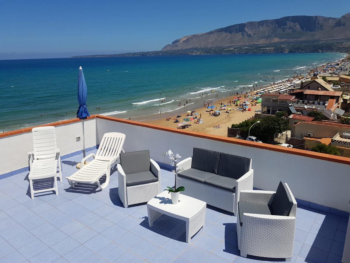 Le Palme Vacanze Trappeto  Exterior foto